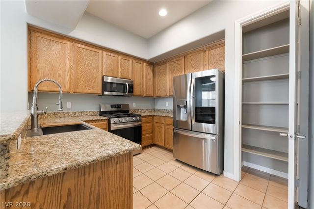 68 East Serene Avenue 204, Las Vegas, NV 89123