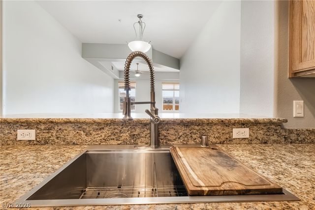 68 East Serene Avenue 204, Las Vegas, NV 89123