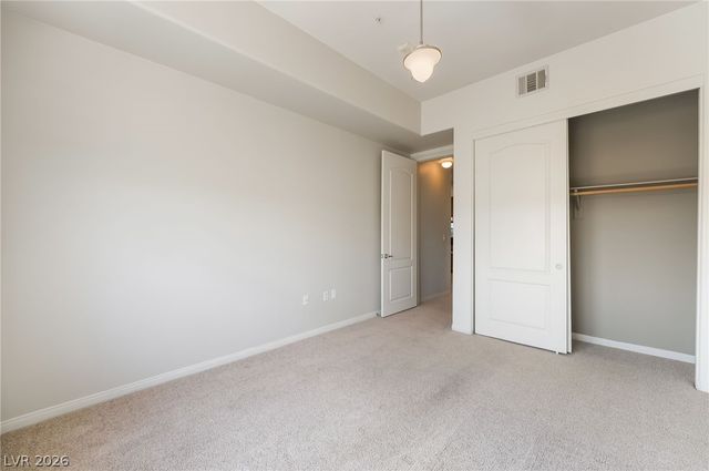 68 East Serene Avenue 204, Las Vegas, NV 89123