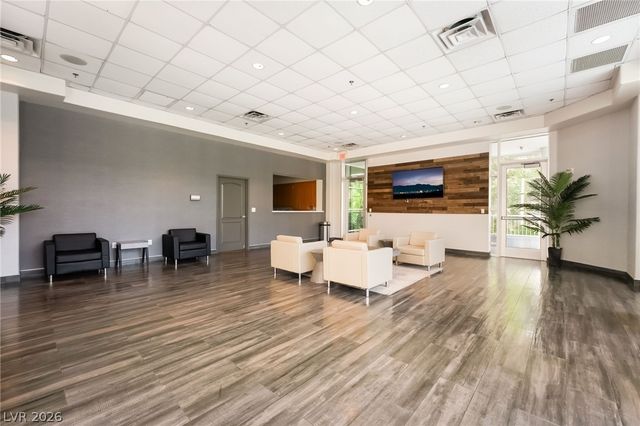 68 East Serene Avenue 204, Las Vegas, NV 89123