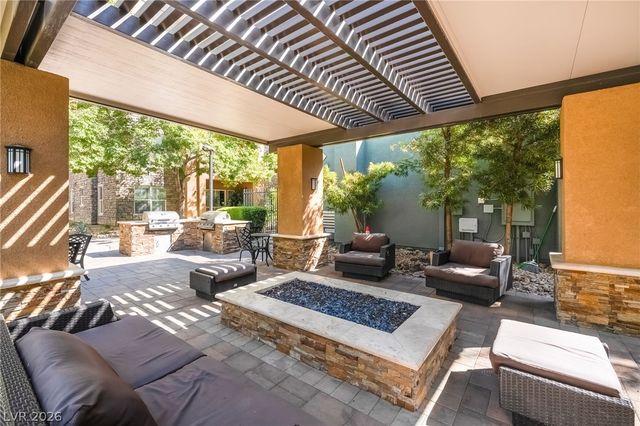 68 East Serene Avenue 204, Las Vegas, NV 89123