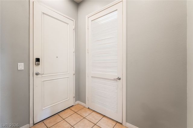 68 East Serene Avenue 204, Las Vegas, NV 89123