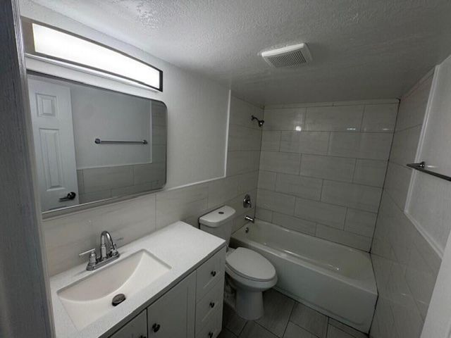 3810 SW 60th Avenue, Davie, FL 33314