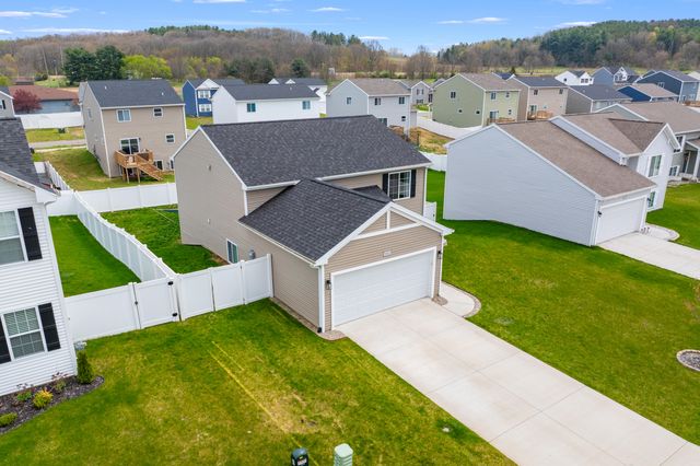 58411 Norton Street, Mattawan Vllg, MI 49071