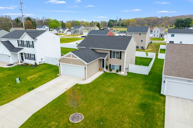 58411 Norton Street, Mattawan Vllg, MI 49071