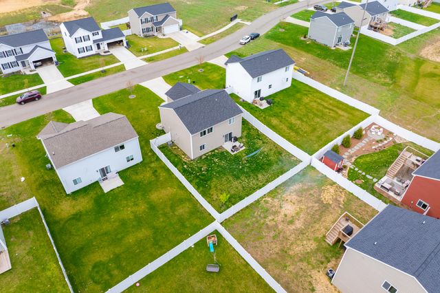 58411 Norton Street, Mattawan Vllg, MI 49071