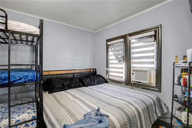 310 S Bonnie Brae, Los Angeles, CA 90057