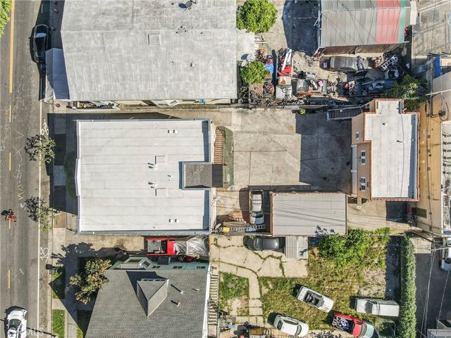 310 S Bonnie Brae, Los Angeles, CA 90057