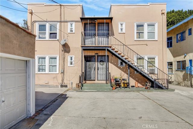 310 S Bonnie Brae, Los Angeles, CA 90057