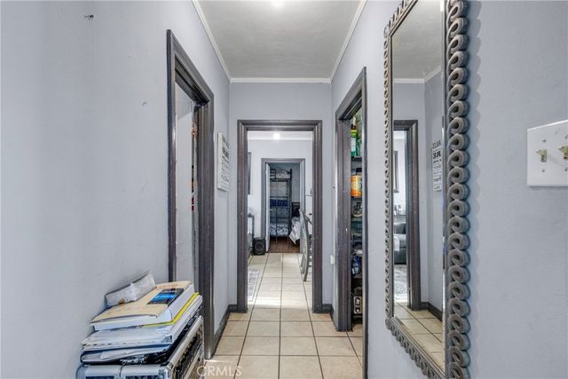 310 S Bonnie Brae, Los Angeles, CA 90057