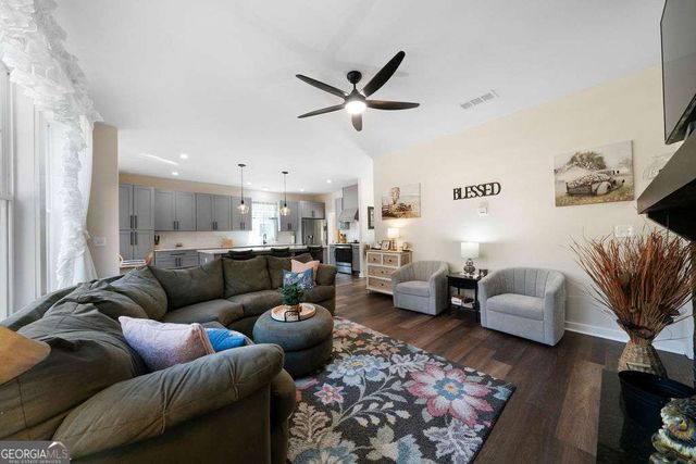 24 Plantation Oaks Drive, Rockmart, GA 30153