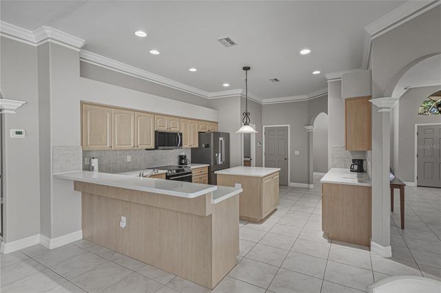 13322 TRAILING MOSS DRIVE, Dade City, FL 33525