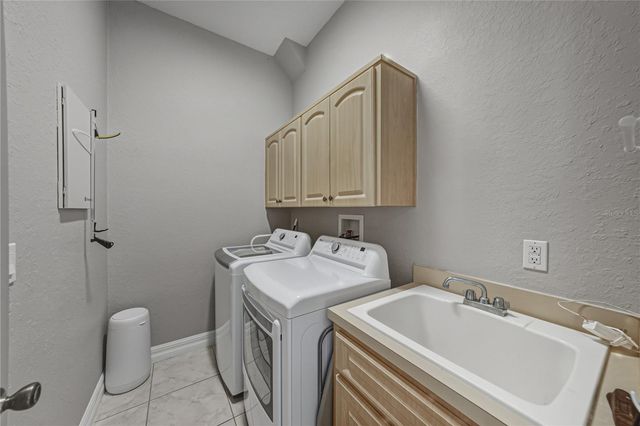 13322 TRAILING MOSS DRIVE, Dade City, FL 33525