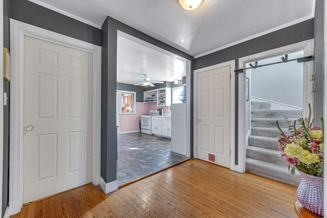13115 S Escanaba Avenue, Chicago, IL 60633