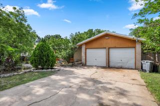 1307 Meadgreen DR, Austin, TX 78758