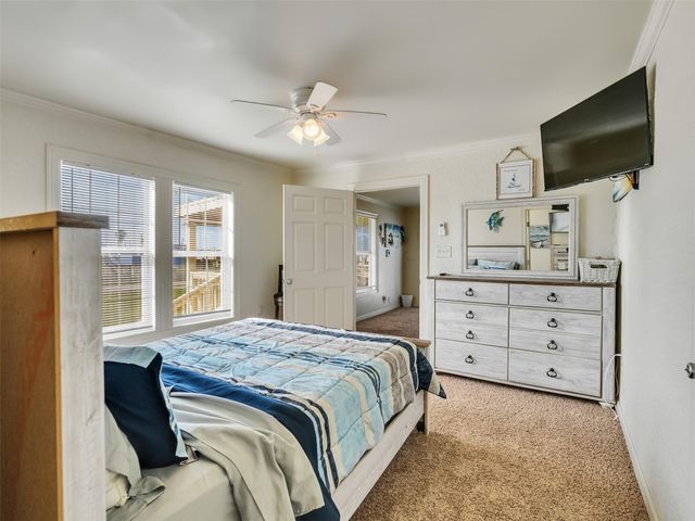 914 Treaty Drive, Surfside Beach, TX 77541