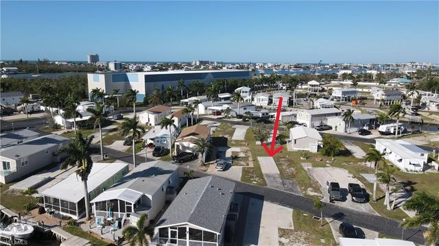 117 Blackbeard WAY, Fort Myers Beach, FL 33931