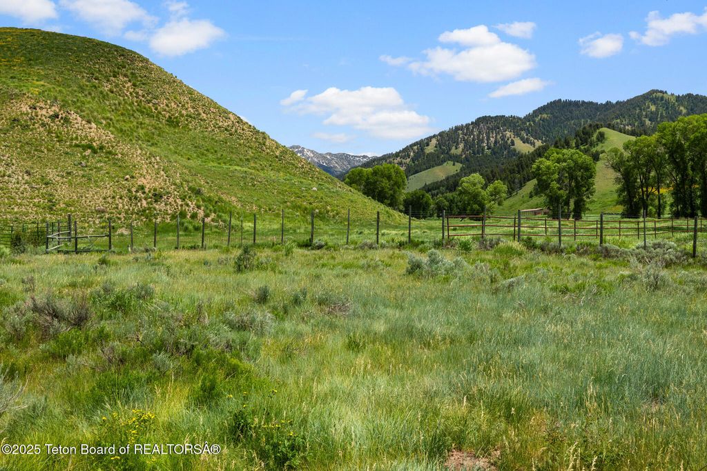3355 E HORSE CREEK Road, Jackson, WY 83001 photo 25