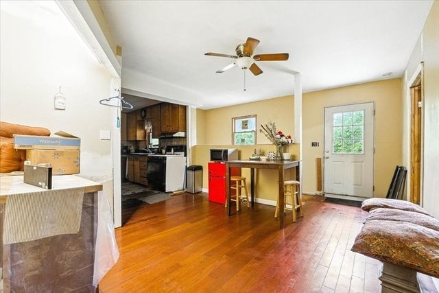15 Kalmia Road, Holbrook, MA 02343