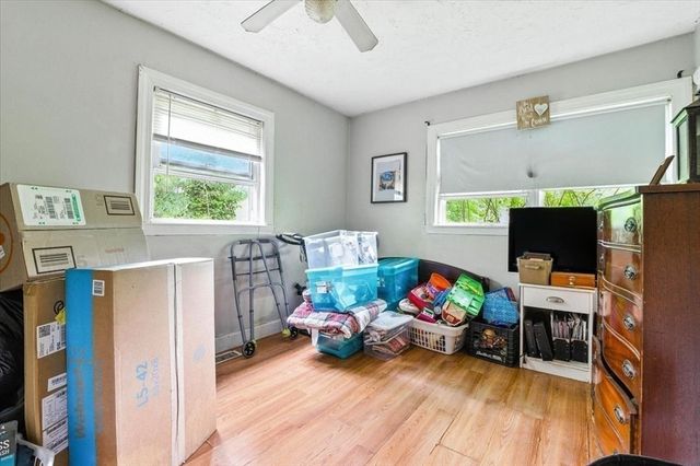15 Kalmia Road, Holbrook, MA 02343