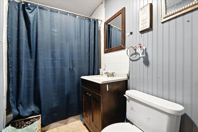 15 Kalmia Road, Holbrook, MA 02343