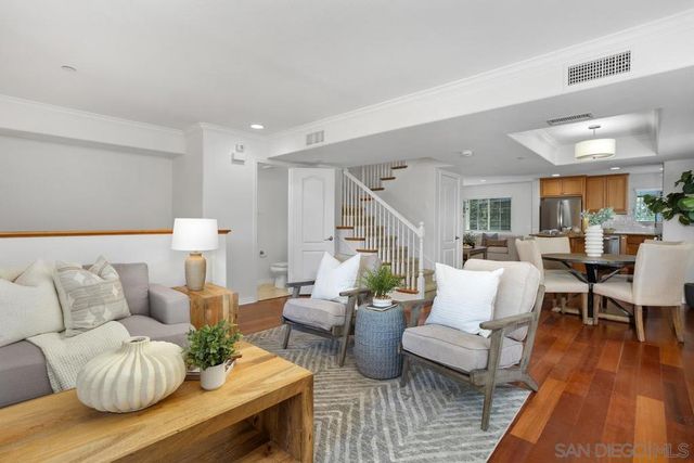 4007 Bluff View Way, Carlsbad, CA 92008