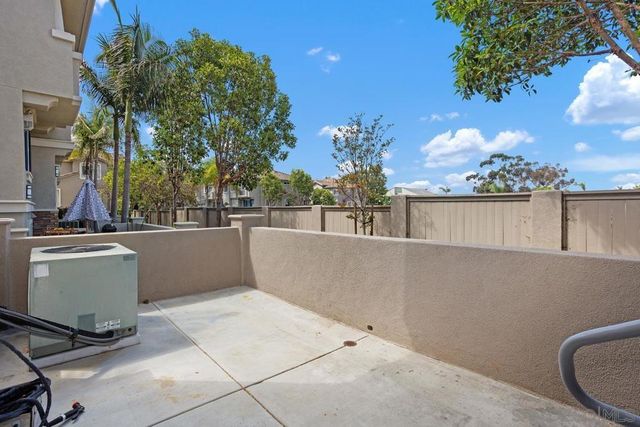 4007 Bluff View Way, Carlsbad, CA 92008