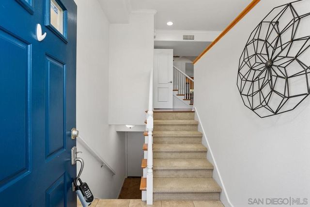 4007 Bluff View Way, Carlsbad, CA 92008