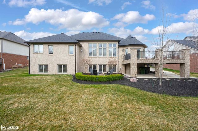 55616 Caesars Drive, Shelby Twp, MI 48315