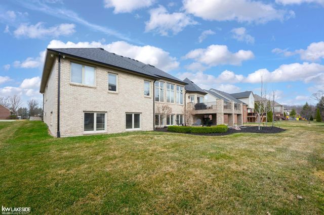 55616 Caesars Drive, Shelby Twp, MI 48315