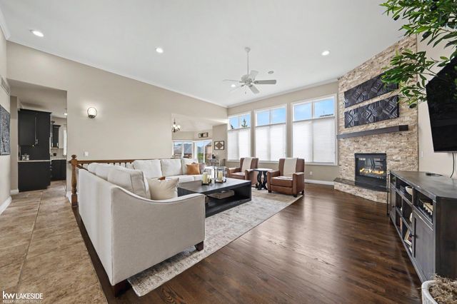 55616 Caesars Drive, Shelby Twp, MI 48315