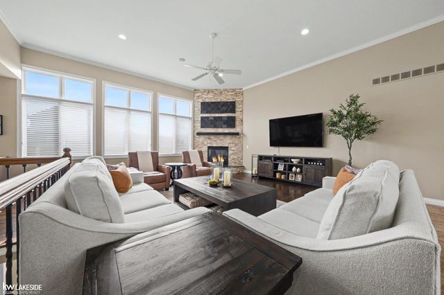 55616 Caesars Drive, Shelby Twp, MI 48315