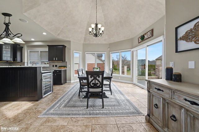 55616 Caesars Drive, Shelby Twp, MI 48315