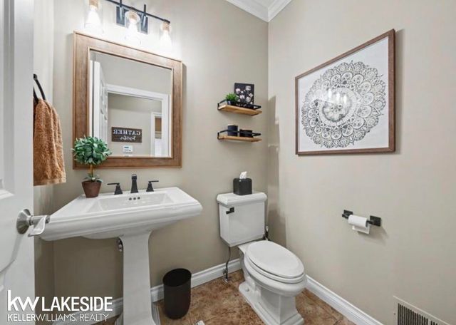 55616 Caesars Drive, Shelby Twp, MI 48315