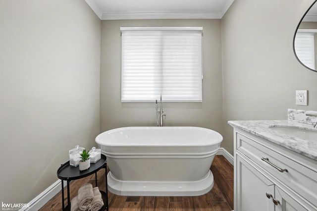 55616 Caesars Drive, Shelby Twp, MI 48315