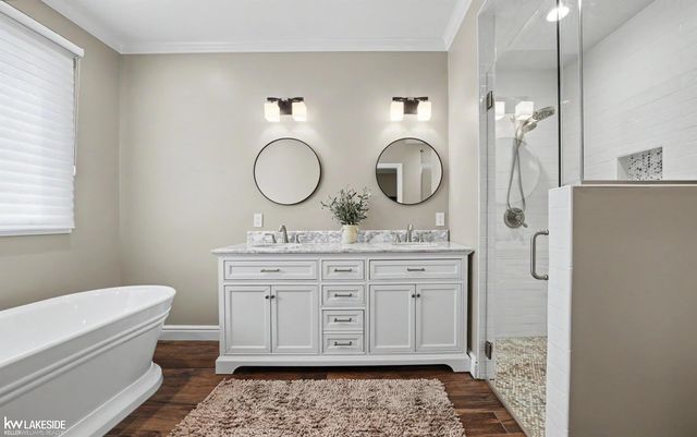 55616 Caesars Drive, Shelby Twp, MI 48315