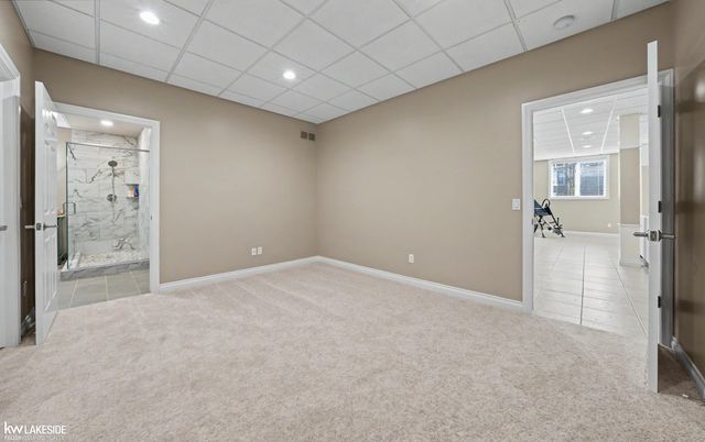 55616 Caesars Drive, Shelby Twp, MI 48315