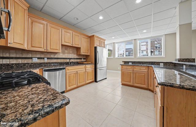 55616 Caesars Drive, Shelby Twp, MI 48315