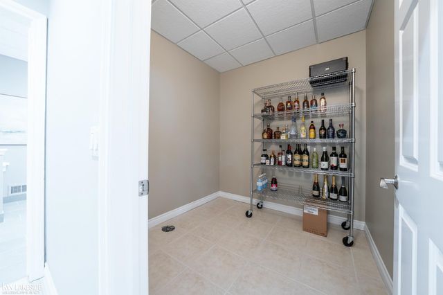 55616 Caesars Drive, Shelby Twp, MI 48315