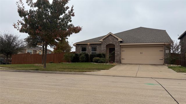 2101 Long Forest Road, Forney, TX 75126
