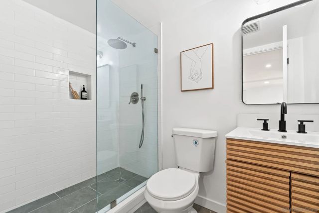 3678 Richmond, San Diego, CA 92103