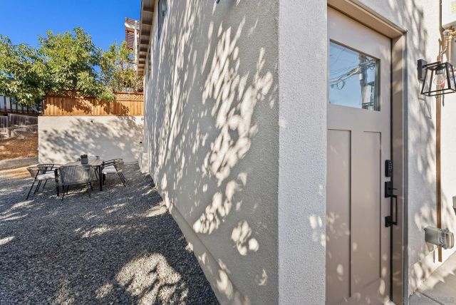 3678 Richmond, San Diego, CA 92103