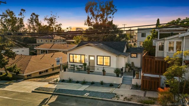 3678 Richmond, San Diego, CA 92103