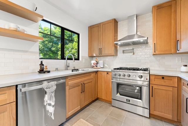 3678 Richmond, San Diego, CA 92103