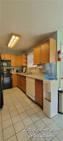 34529 Resevoir Ridge Road, Warsaw, MO 65355