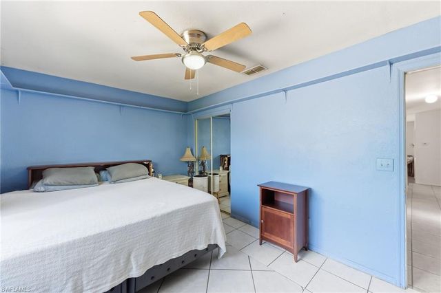 2821 24th AVE NE, Naples, FL 34120