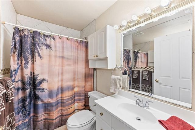 2821 24th AVE NE, Naples, FL 34120