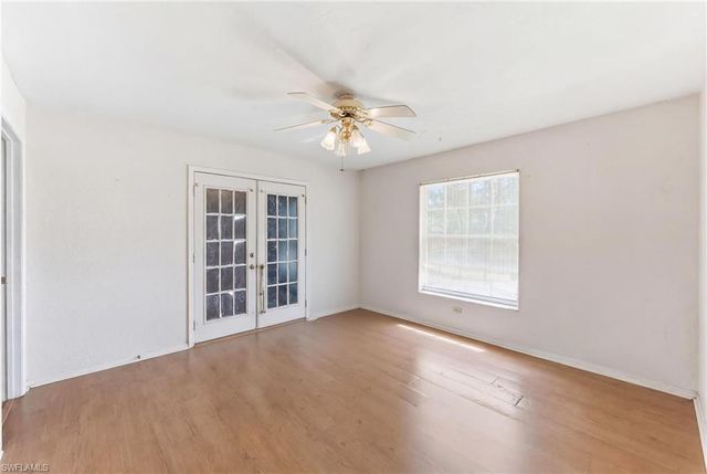 2821 24th AVE NE, Naples, FL 34120