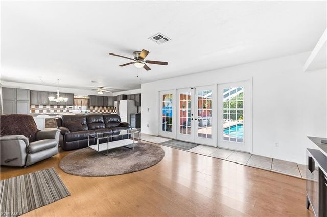 2821 24th AVE NE, Naples, FL 34120