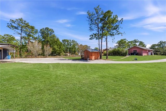 2821 24th AVE NE, Naples, FL 34120